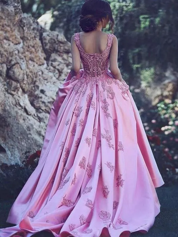 Bridelily A-Line Sweetheart Sleeveless Sweep/Brush Train With Applique Satin Dresses