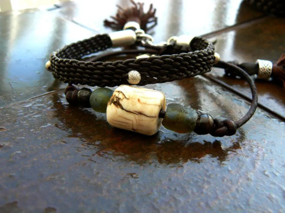 Naja Vintage Naga Conch Shell Leather & African Glass Beads Bracelet | SS1112