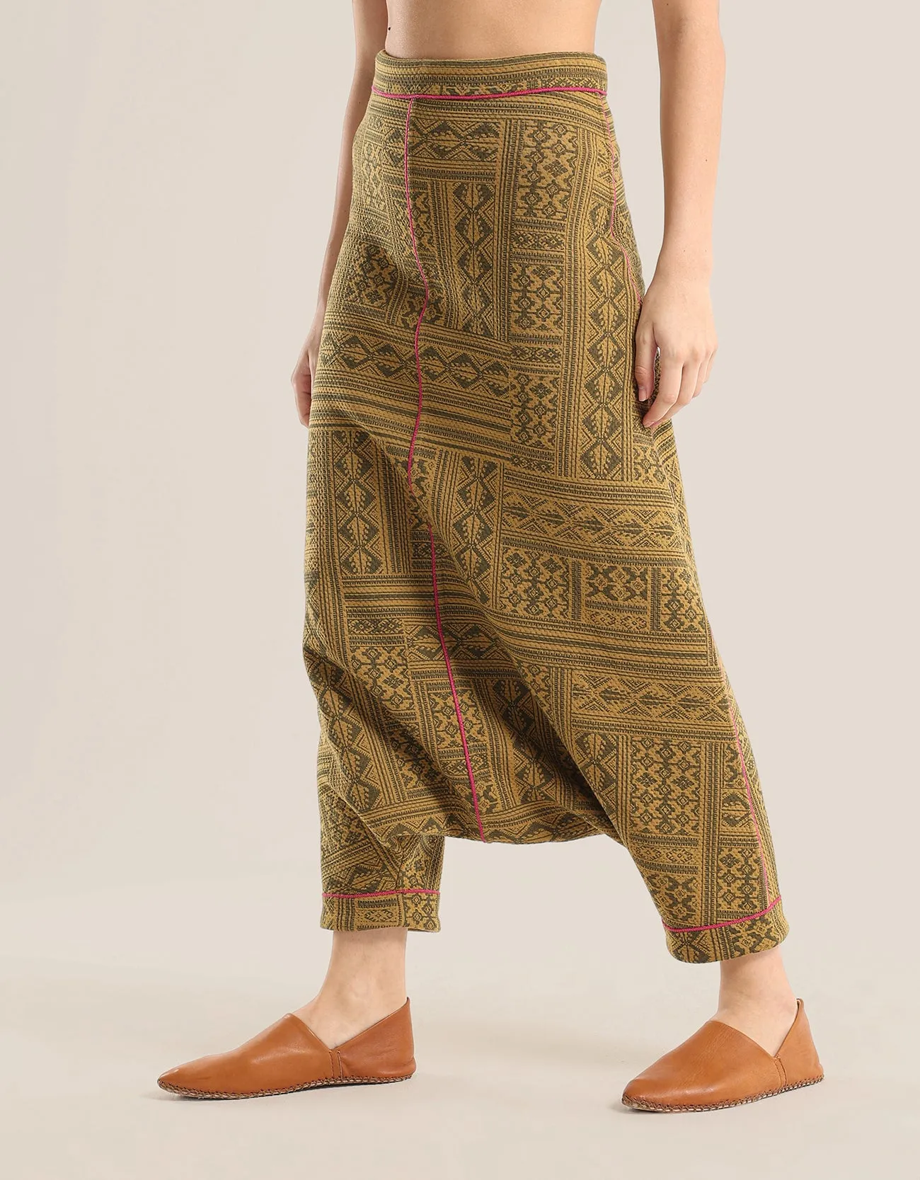 printed quilted  harem pants with contrast colour stitching