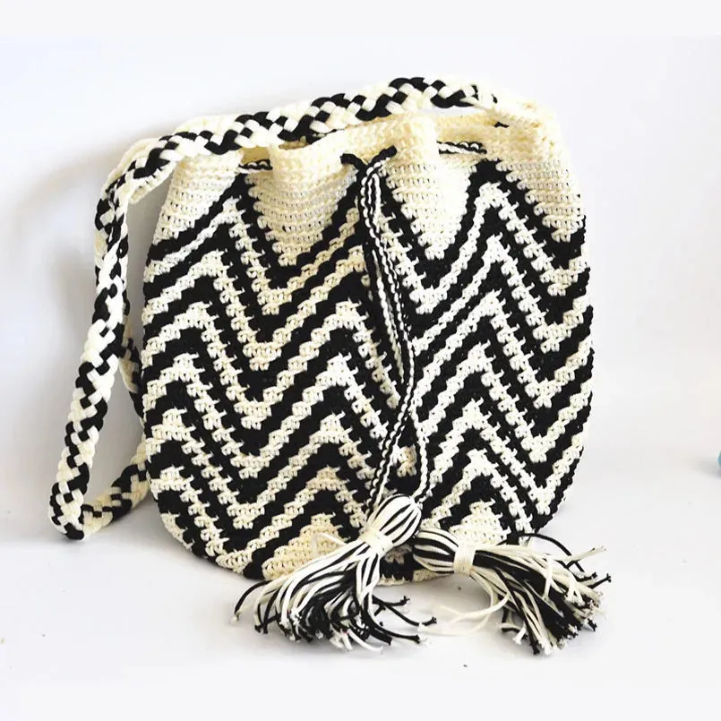 UAKISS  -  Vintage Purse Handmade Weave Bags Women Shoulder Crossbody Bags Bohemian Fringe Tassel Travel Beach Women's Handbags free Gift